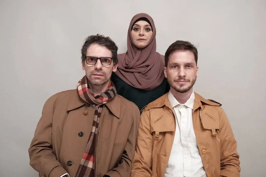 Bruno Perillo, Amazyles de Almeida e Michel Waisman em cena da peça 'O Último Concerto para Vivaldi'
