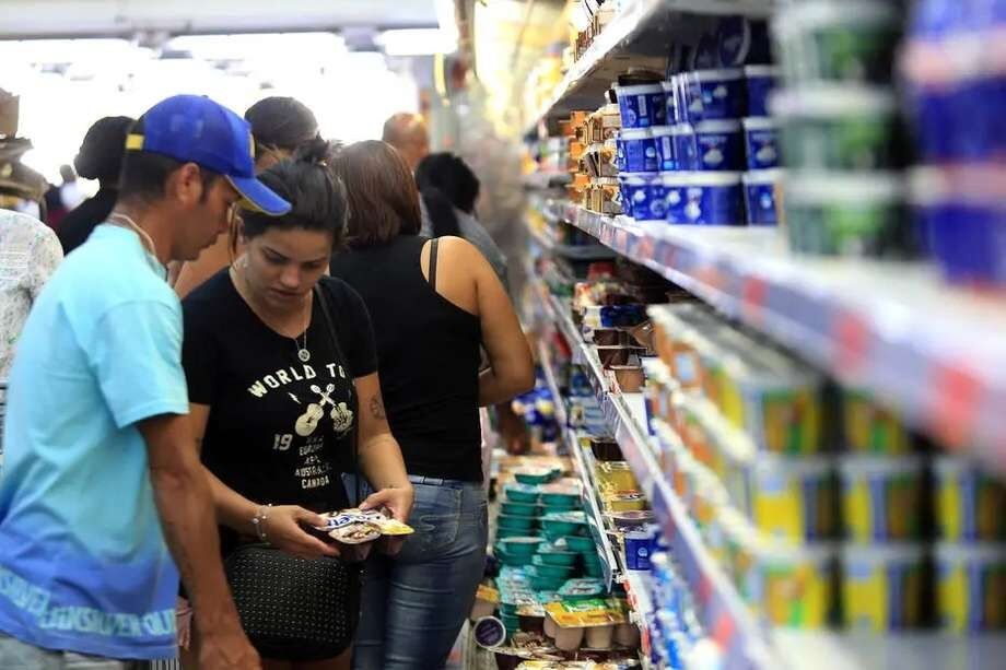 Comunicação, por sua vez, repetiu a taxa de 0,61%