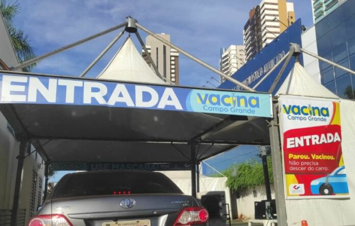 Antes da mudança, o local de vacinação funcionava no Centro Médico e de Diagnóstico Avançado, na Rua Principe Ranier.