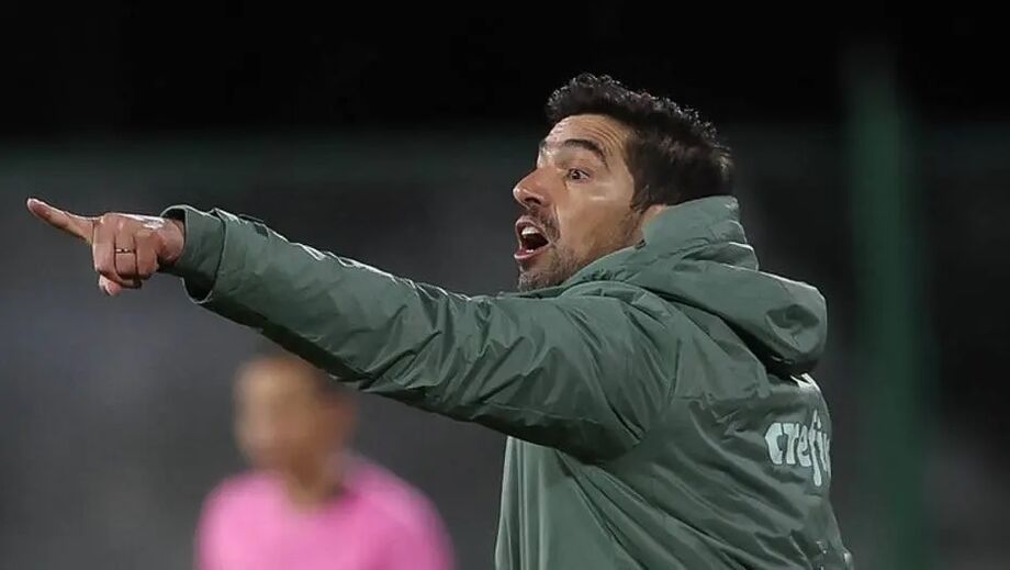 Abel Ferreira voltou a mostrar muita insatisfação com o calendário de jogos do Palmeiras neste início de temporada