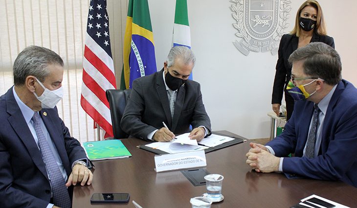 O governador Reinaldo Azambuja