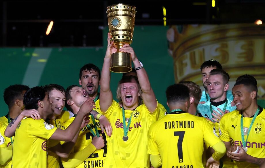 Borussia somou a sexta vitória consecutiva e chegou aos 61 pontos
