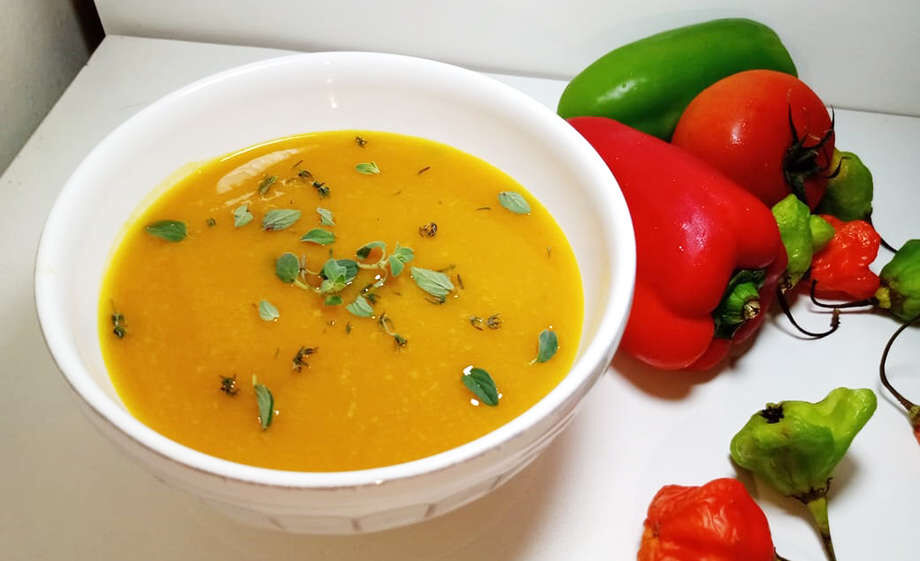 Caldos são uma ótima opção para dias frios