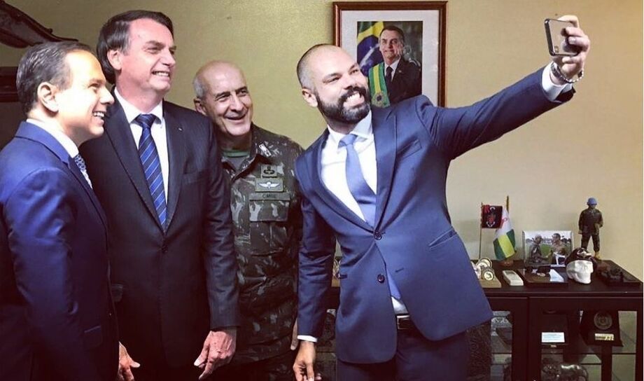 Bruno Covas junto a Dória e Bolsonaro