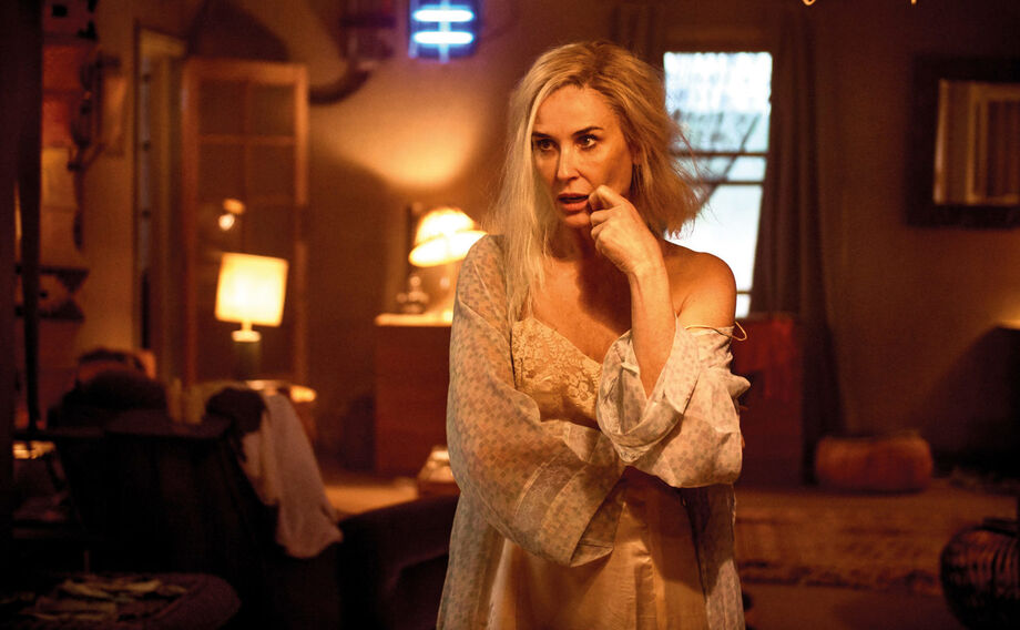 Demi Moore interpreta personagem Linda, em 'Admirável Mundo Novo'