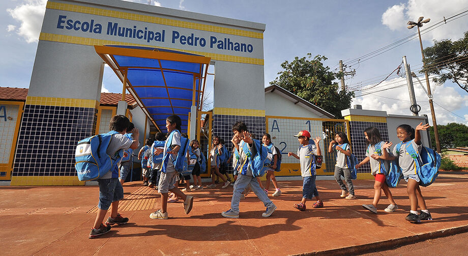 Volta às aulas em Dourados