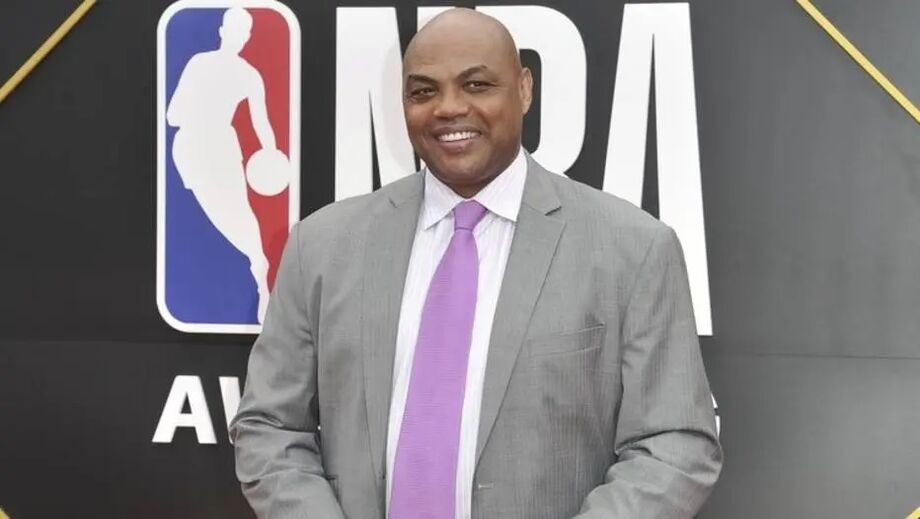 'A NBA não tem culhão para suspender LeBron James', diz Barkley