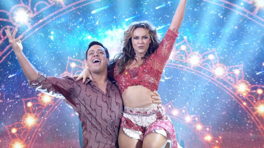 Paolla Oliveira e Leandro Azevedo dançam forró no 'Super Dança dos Famosos'