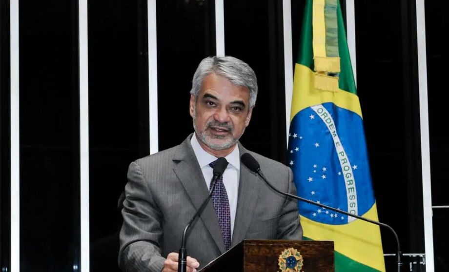Senador Humberto Sérgio Costa Lima (PT-PE)