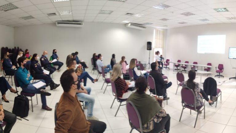 O Programa irá funcionar num espaço reservado na Escola Municipal Professor Arlindo Lima e as oficinas serão realizadas à noite