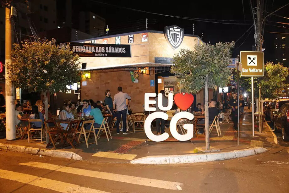 Bares da região fazem sucesso