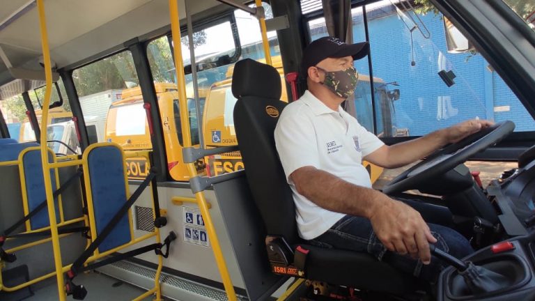 Há vagas para motorista