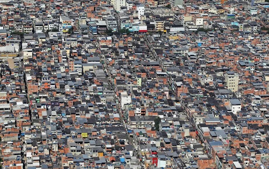 Grupos milicianos do Rio já controlam 57% do território da capital fluminense