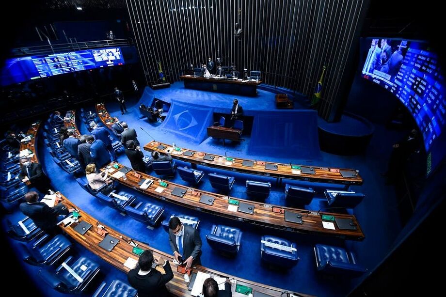 O pedido por mais prazo foi aprovado em votação simbólica