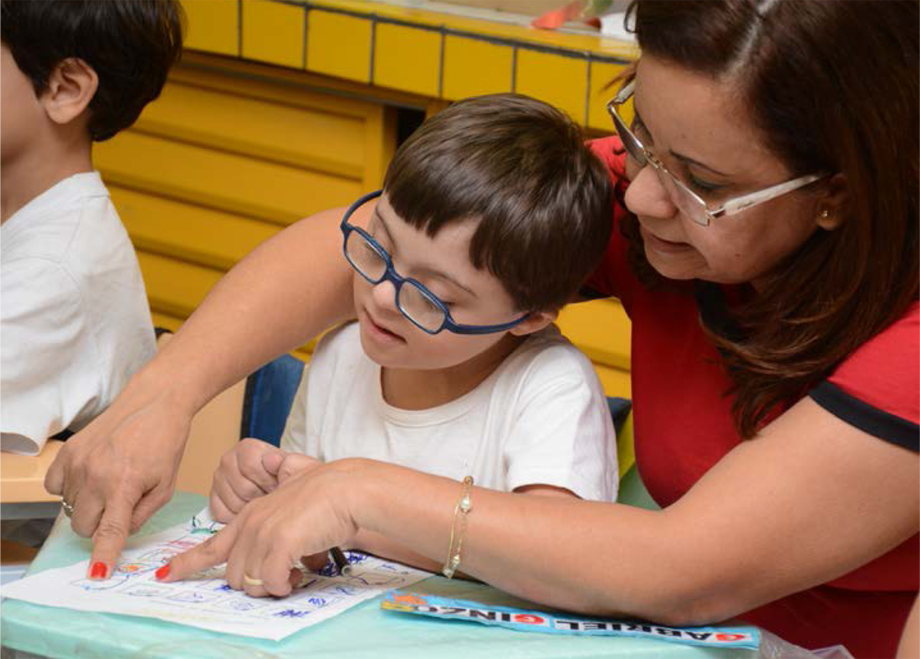 Sem concursos públicos há cerca de 30 anos, a educação especial em Mato Grosso do Sul está carente de profissionais efetivos