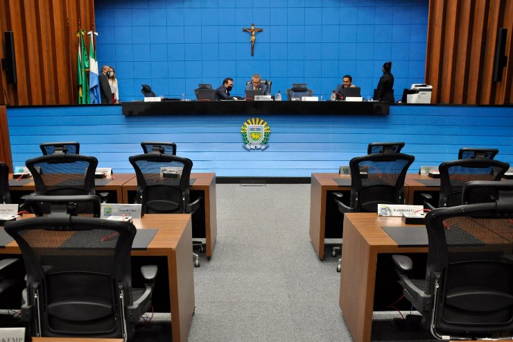As sessões ordinárias da ALEMS acontecem de forma mista, com a participação presencial e remota dos parlamentares
