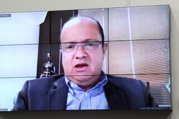 O Projeto de Lei (PL) 296/2019, é do deputado Barbosinha (DEM)