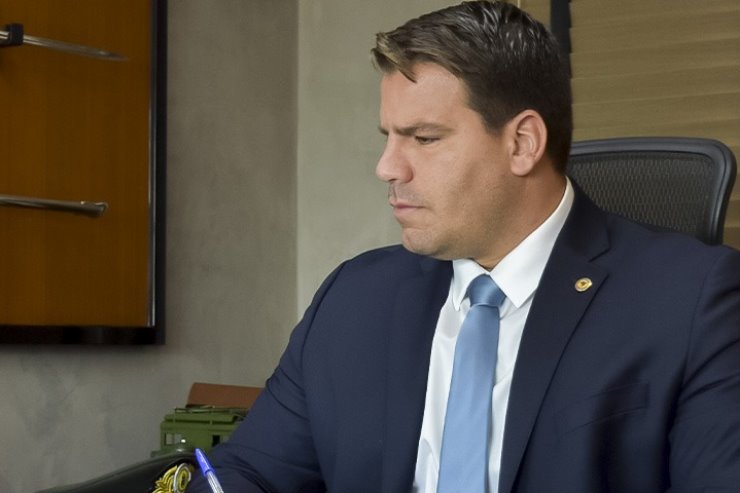 O deputado Contar