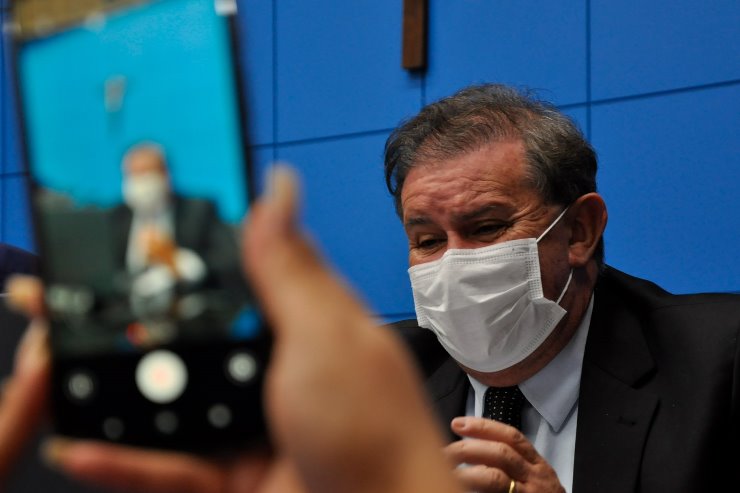 Eduardo Rocha é quem comunicou aos parlamentares