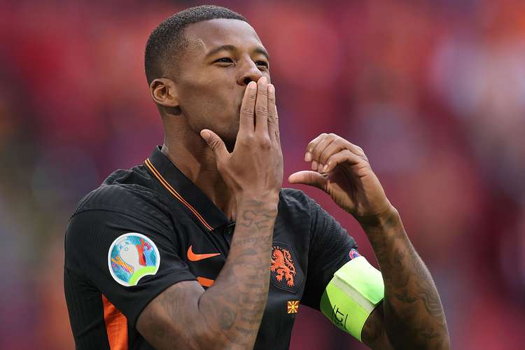 Holanda vence e segue 100% na Eurocopa