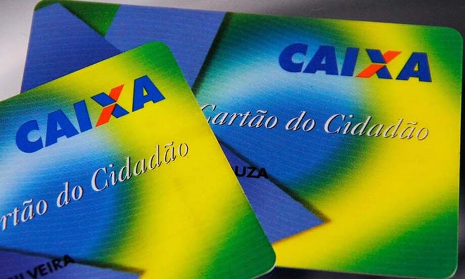 O calendário de pagamentos começou ainda em 2020 e leva em consideração o mês de nascimento e o número final da inscrição