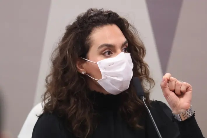 A médica Luana Araújo