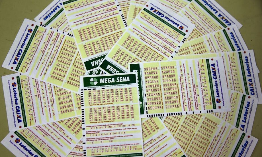Ninguém acerta a Mega-Sena e prêmio acumula em R$ 7 milhões