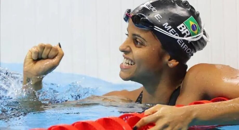 Nadadora brasileira Etiene Medeiros