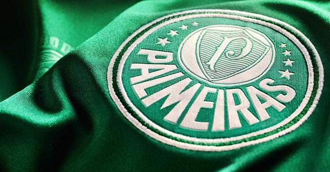 O Palmeiras soltou um comunicado oficial nas redes sociais no qual lamenta a postura do volante e trata como inadmissível
