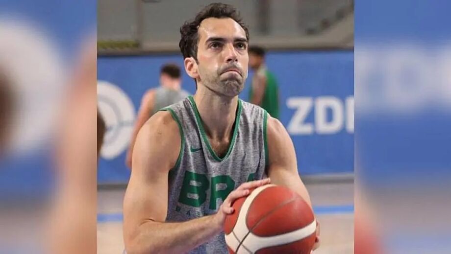 Benite reforça treino da seleção de basquete em preparação para o Pré-Olímpico