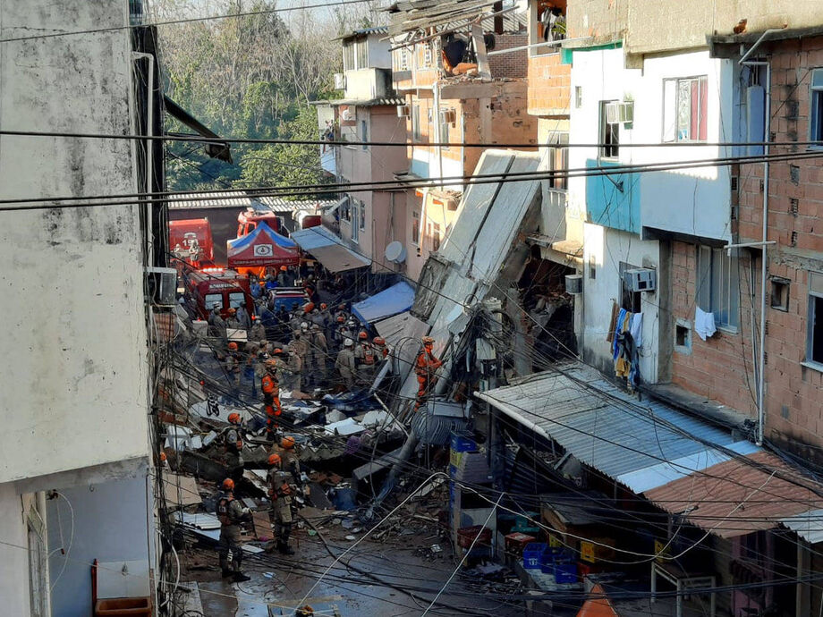A construção em Rio das Pedras, conhecida pela atuação das milícias cariocas, era irregular.