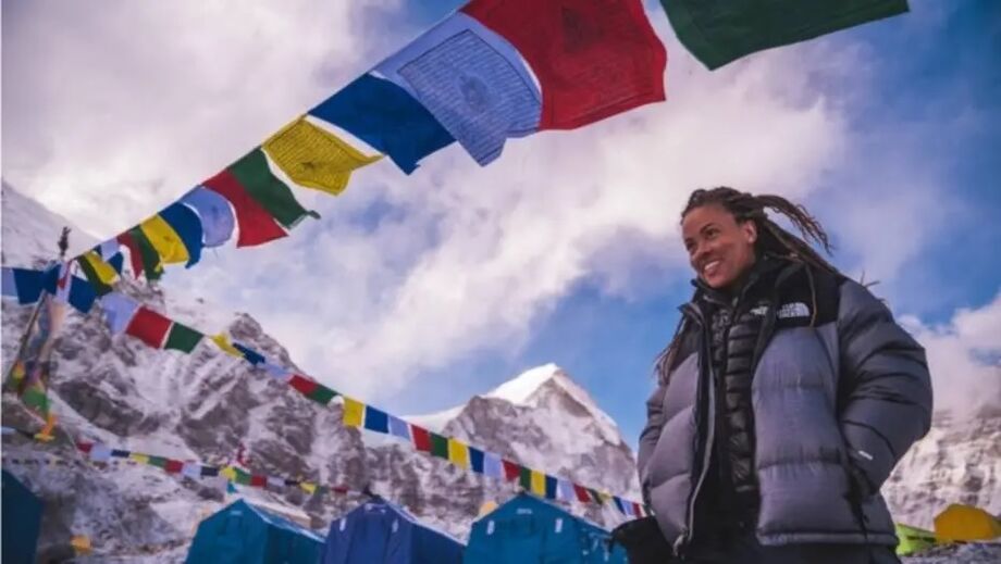 Aretha Duarte se torna a primeira mulher negra latino-americana a subir até o topo do Everest; na foto, ela no acampamento-base