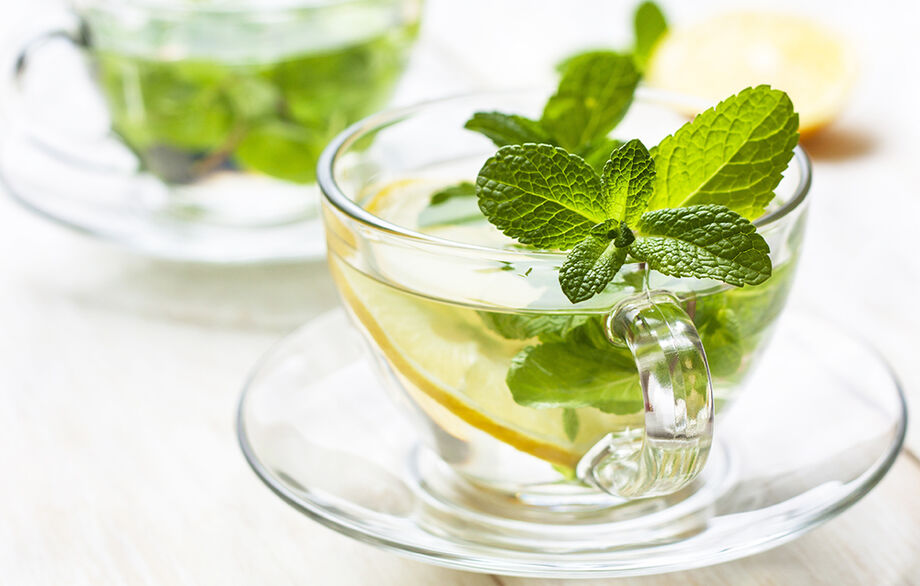 A hortelã possui vitaminas A, B e C, cálcio, fósforo, ferro e potássio