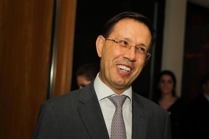 Carlos Wizard