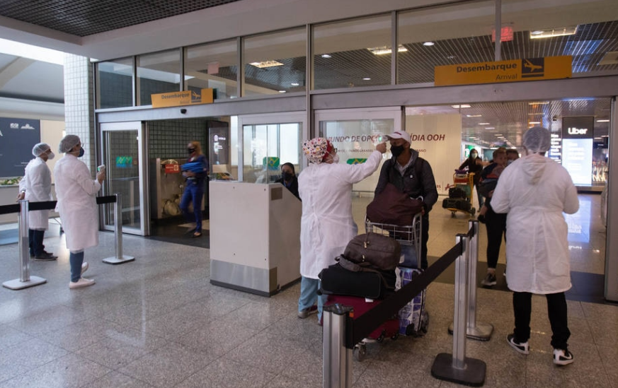 Barreira de monitoramento foi montada no Aeroporto de Congonhas, em São Paulo, com objetivo de evitar a disseminação da variante Delta