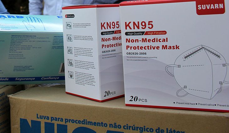 O carregamento de kit intubação é composto por relaxantes musculares, sedativos, adjuvantes, suporte hemodinâmico e analgésicos