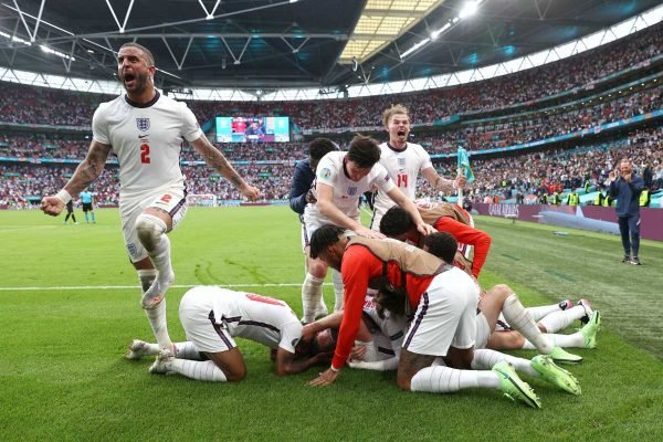Inglaterra desencanta, elimina Alemanha e vai às quartas na Eurocopa