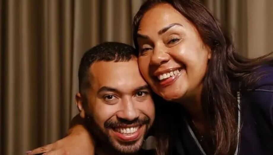 Gilberto Nogueira, o Gil do Vigor e sua mãe Jacira Santana