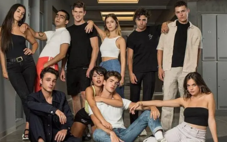 Além do novo elenco, 4ª temporada de 'Elite' terá os veteranos Itzan Escamilla, Miguel Bernardeau, Omar Ayuso, Arón Piper, Claudia Salas e Georgina Amorós