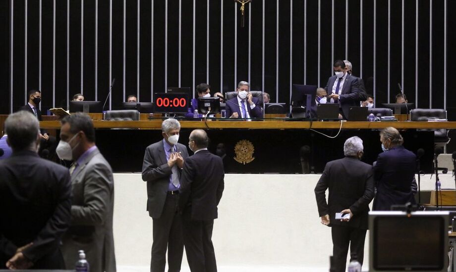 A Câmara dos Deputados aprovou nesta quarta-feira (16) o projeto que modifica a Lei de Improbidade Administrativa