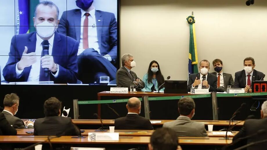 O ministro do Desenvolvimento Regional, Rogério Marinho, em audiência na Câmara dos Deputados