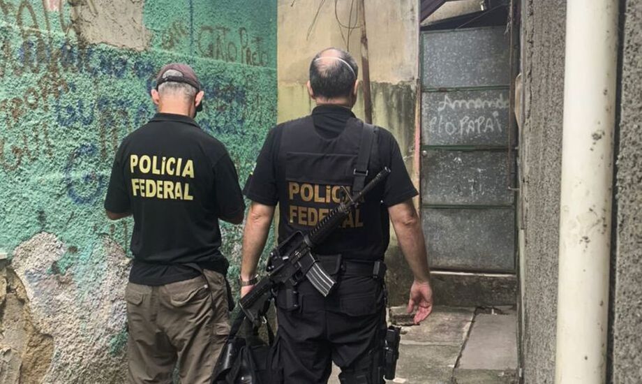Ação cumpre mandado de busca expedido pela 4ª Vara Federal do Rio
