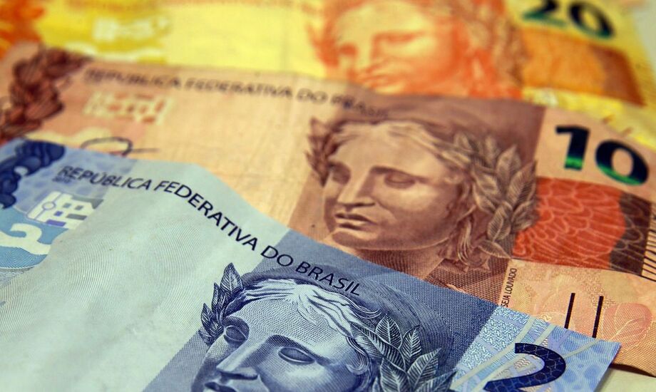 As instituições financeiras consultadas pelo Banco Central (BC) aumentaram a projeção para a expansão da economia brasileira pela sétima semana consecutiva