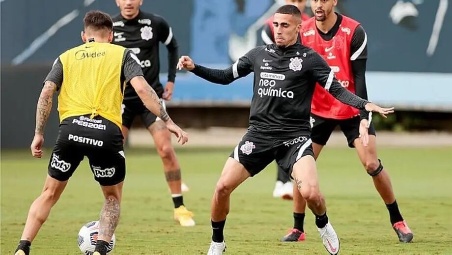 Corinthians se prepara para enfrentar novamente o Atlético Goianiense