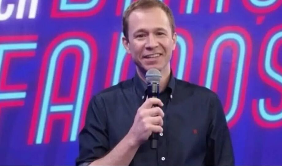 Tiago Leifert vai apresentar a 'Super Dança dos Famosos'