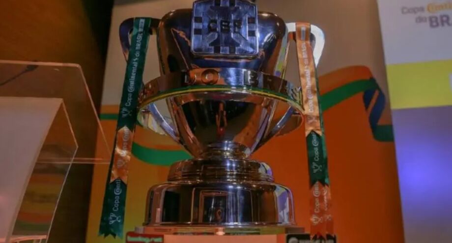 Taça de campeão da Copa do Brasil
