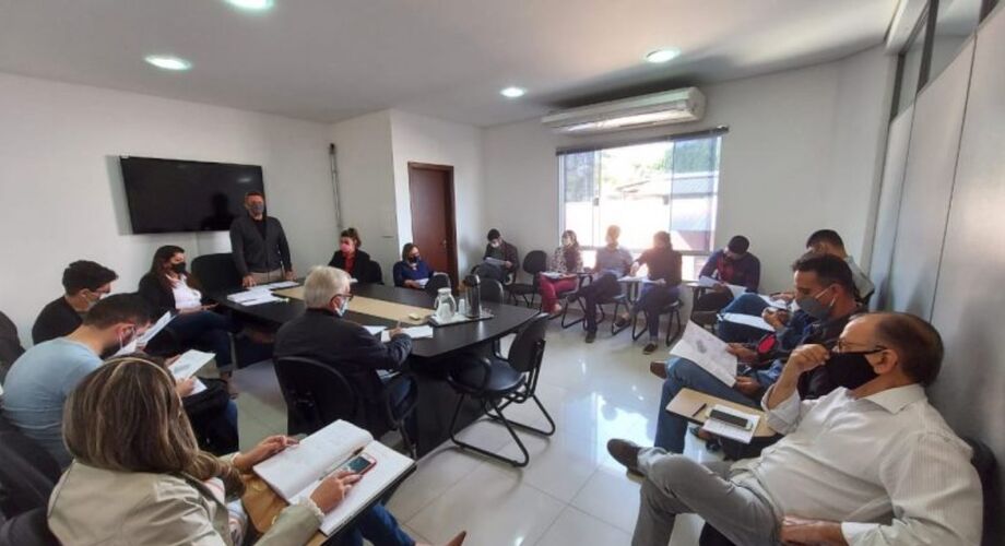A gestão do Plano contará com apoio técnico nos aspectos ambientais e urbanísticos e de órgãos municipais