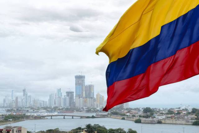 BC da Colômbia decide por unanimidade manter juros em 1,75%