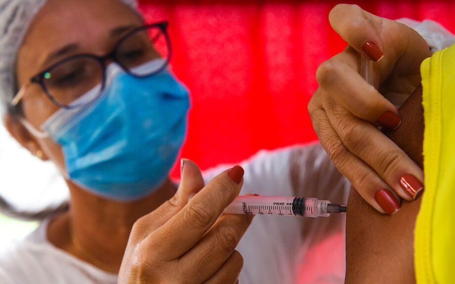 Segundo estas informações, é possível perceber também que o grupo com menor busca é o de pessoas com deficiências permanentes, onde há uma cobertura de apenas 13%