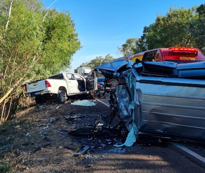 Acidente em Corumbá deixou três mortos na manhã deste sábado (5)